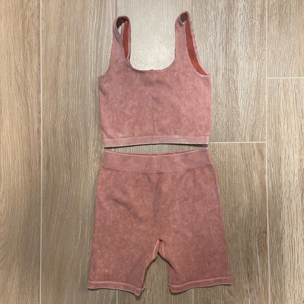 Ribbed Bike Short and Bra Set